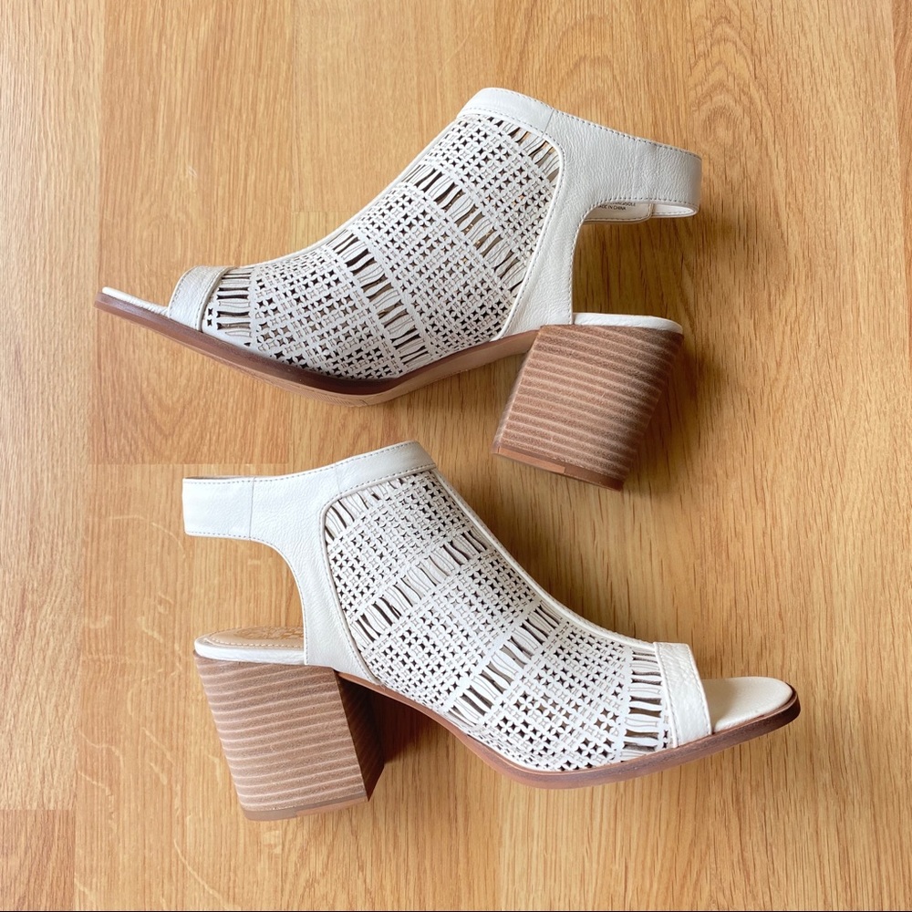 Vince Camuto Laser Cut Leather Block Heel Open Toe Sandal Vanilla Women’s 9 - Picture 6 of 13